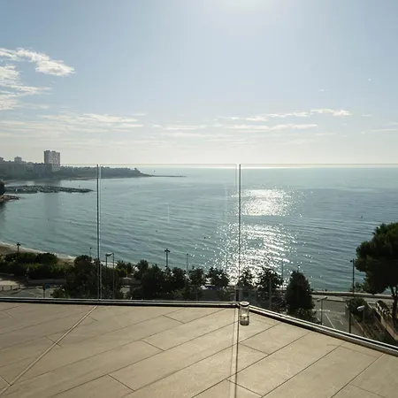 Primera Linea De Playa Con Vistas Directas Al Mar-apartamento Premium Albufereta