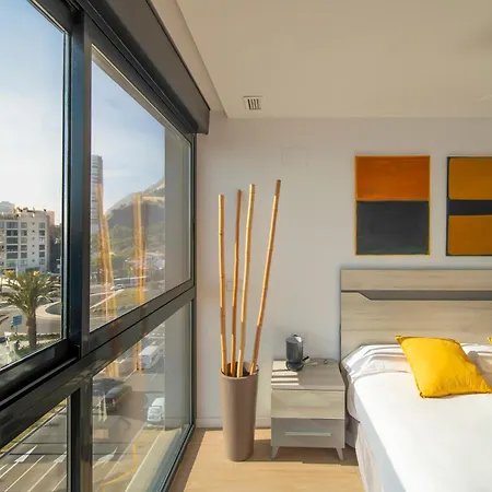 Primera Linea De Playa Con Vistas Directas Al Mar-apartamento Premium Albufereta Appartement Alicante