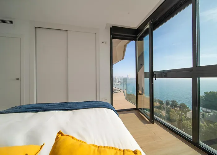 Apartamento Primera Linea De Playa Con Vistas Directas Al Mar-apartamento Premium Albufereta *