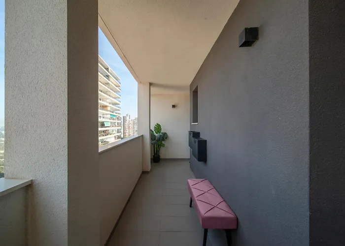 Apartamento Primera Linea De Playa Con Vistas Directas Al Mar-apartamento Premium Albufereta Alicante